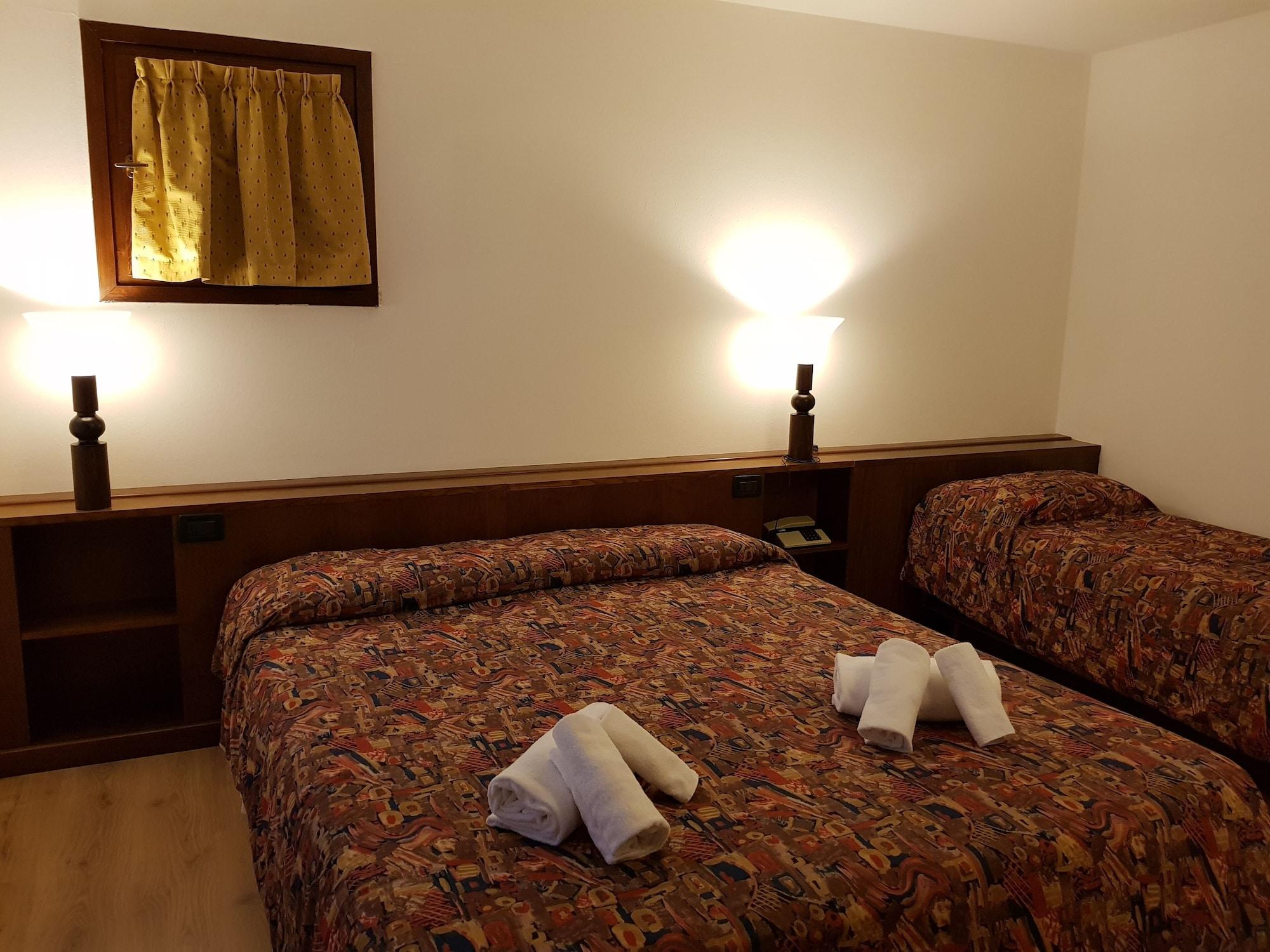 Hotel Alle Tre Baite ซานตา กาเตรีนา วัลฟูร์วา ภายนอก รูปภาพ