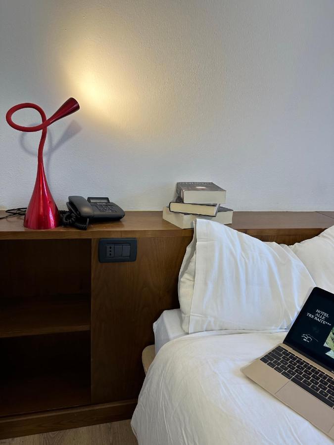 Hotel Alle Tre Baite ซานตา กาเตรีนา วัลฟูร์วา ภายนอก รูปภาพ