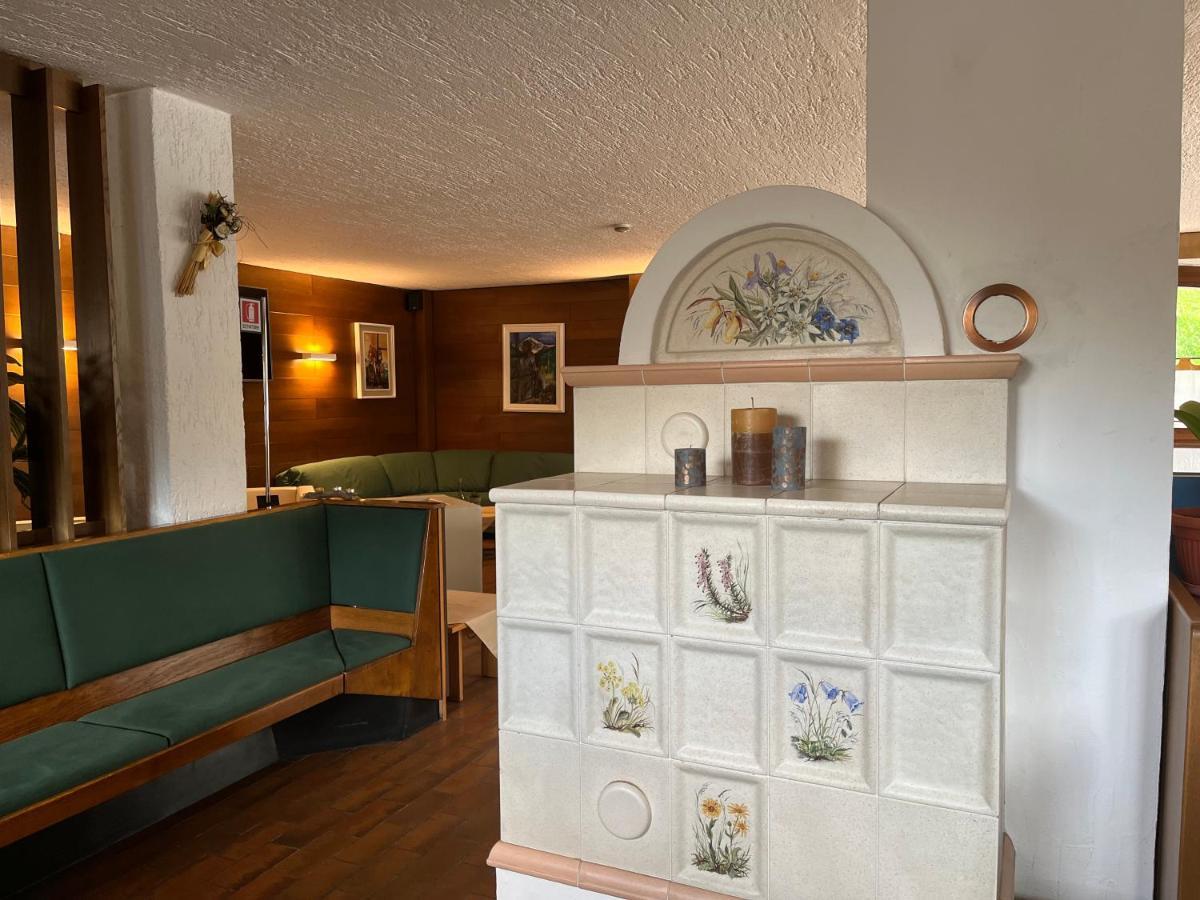 Hotel Alle Tre Baite ซานตา กาเตรีนา วัลฟูร์วา ภายนอก รูปภาพ