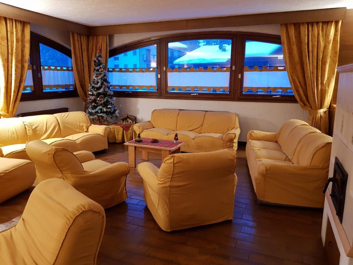 Hotel Alle Tre Baite ซานตา กาเตรีนา วัลฟูร์วา ภายนอก รูปภาพ