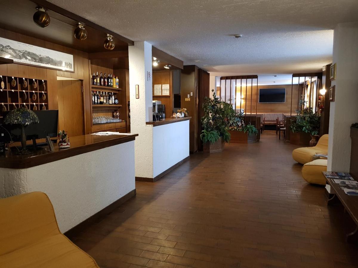 Hotel Alle Tre Baite ซานตา กาเตรีนา วัลฟูร์วา ภายนอก รูปภาพ