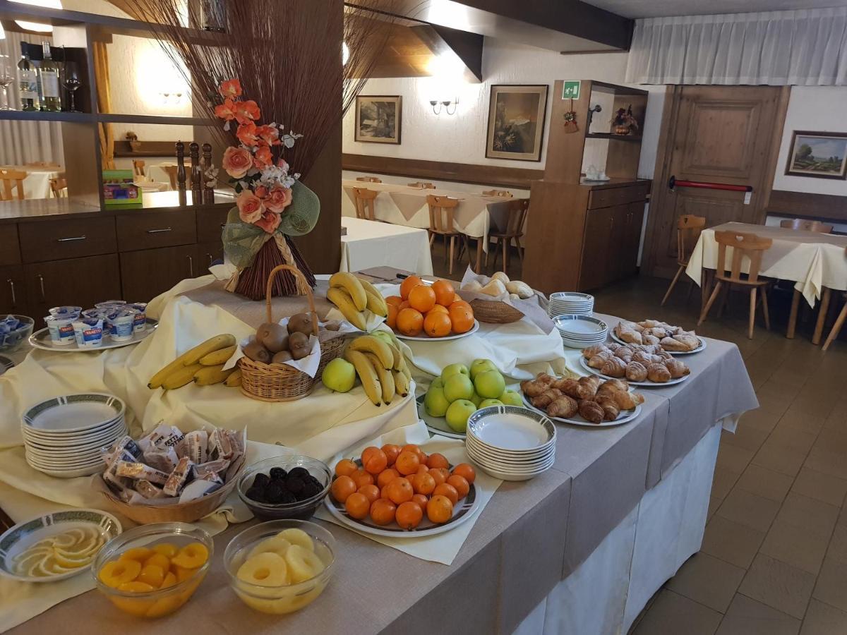 Hotel Alle Tre Baite ซานตา กาเตรีนา วัลฟูร์วา ภายนอก รูปภาพ